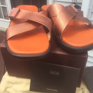 Authentic Vintage LOUIS VUITTON WOMAN'S SANDALS comes with everything in pics